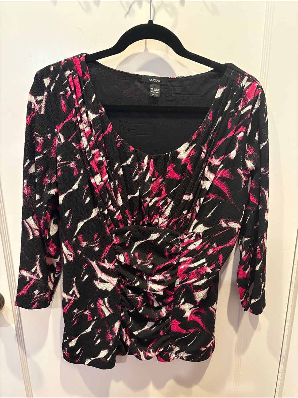 Alfani Black, Pink & White Twist-Front Scoop Neck Long Sleeve Top BN506